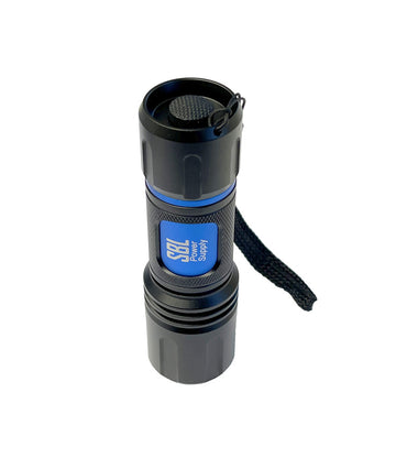 LED-ficklampa med justerbart fokus – 380 lumen