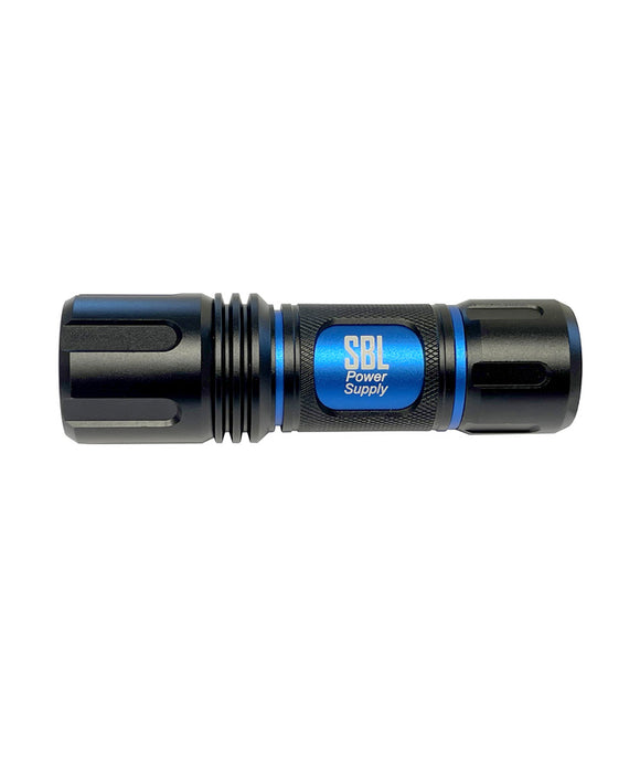 LED-ficklampa med justerbart fokus – 380 lumen
