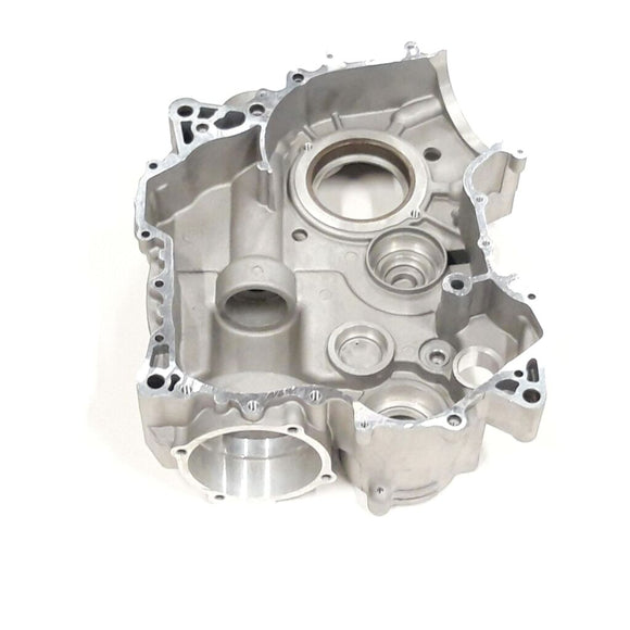 RIGHT CRANKCASE