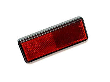 REAR REFLECTOR